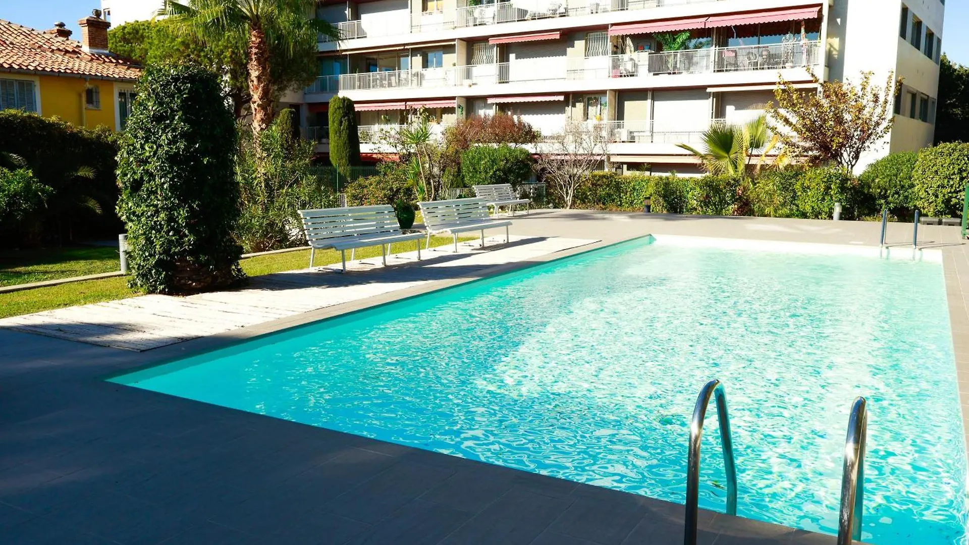 Apartment Studio- Nice Mont Boron, Piscine Sur La Residence